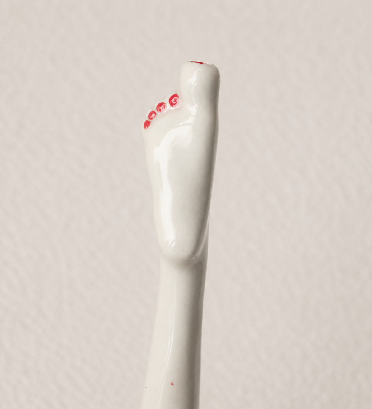 Leg-Shaped Ceramic Straw