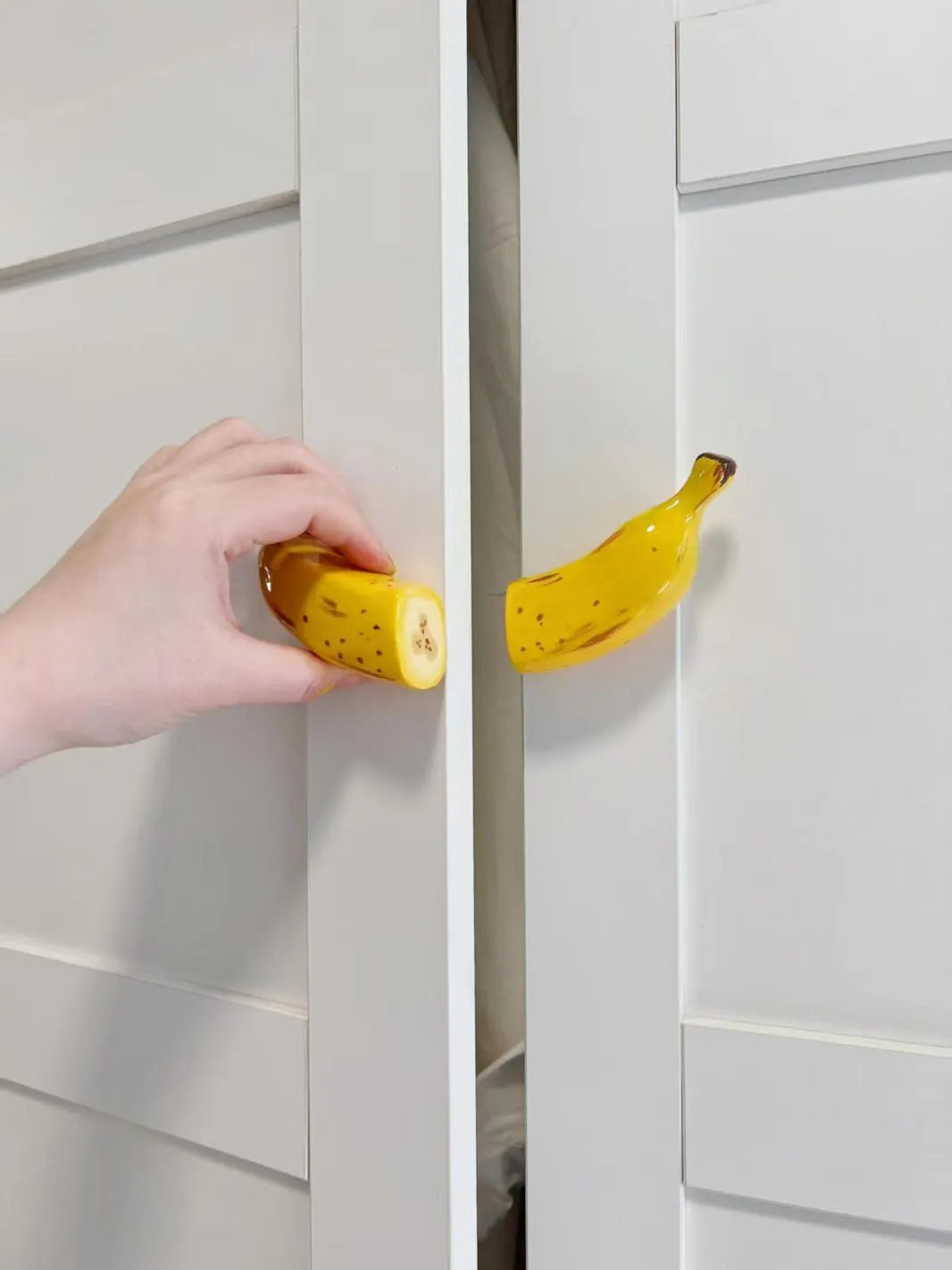 Banana-Shaped Ceramic Cabinet Handle